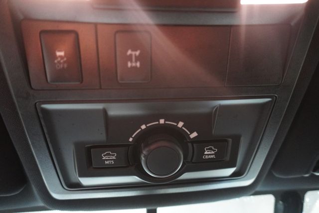 2017 Toyota Tacoma TRD Pro Double Cab 5' Bed V6 4x4 Automatic - 22955284 - 10