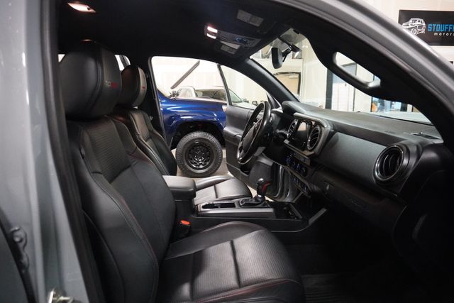 2017 Toyota Tacoma TRD Pro Double Cab 5' Bed V6 4x4 Automatic - 22955284 - 5