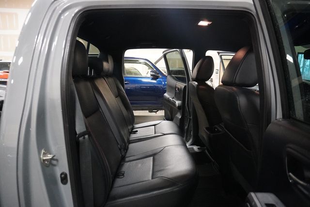 2017 Toyota Tacoma TRD Pro Double Cab 5' Bed V6 4x4 Automatic - 22955284 - 7