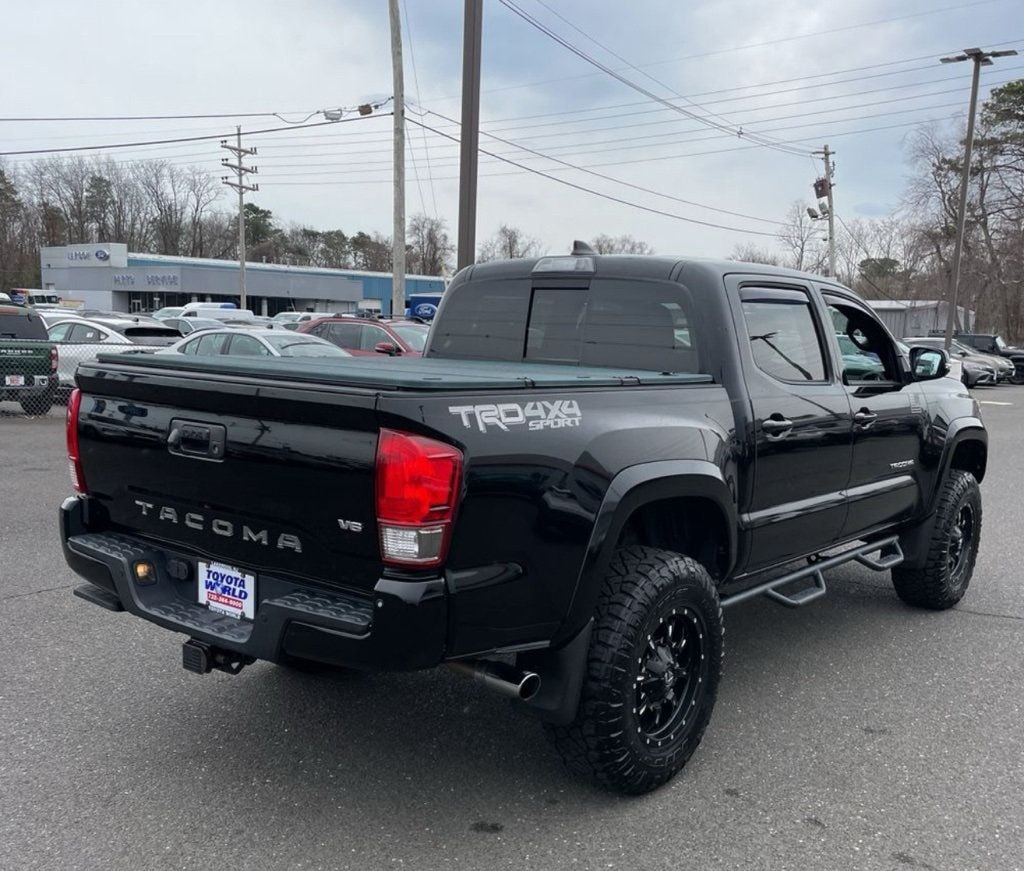 2017 Toyota Tacoma TRD Sport - 22786672 - 6