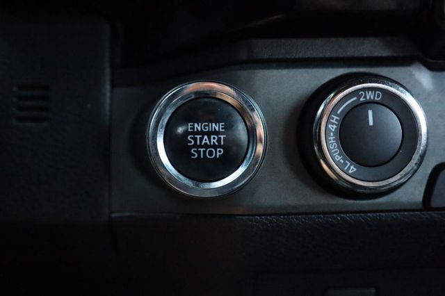 2017 Toyota Tacoma TRD Sport - 23072888 - 33