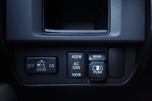 2017 Toyota Tacoma TRD Sport - 23072888 - 34