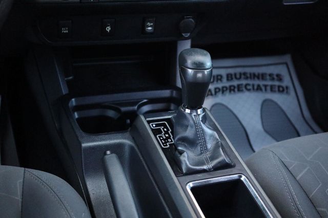 2017 Toyota Tacoma TRD Sport - 23072888 - 39