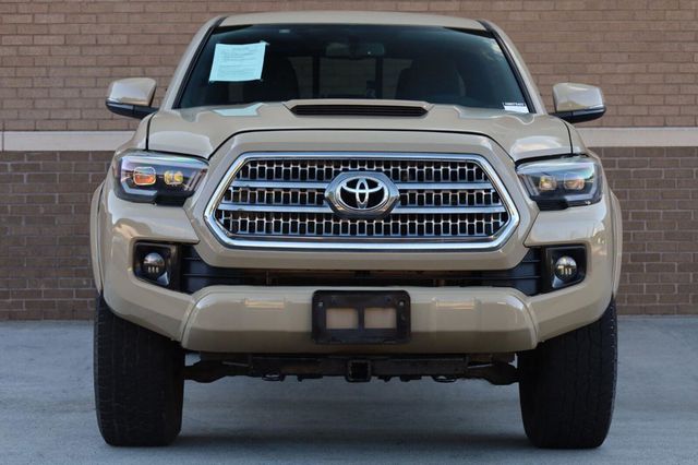 2017 Toyota Tacoma TRD Sport - 23072888 - 5