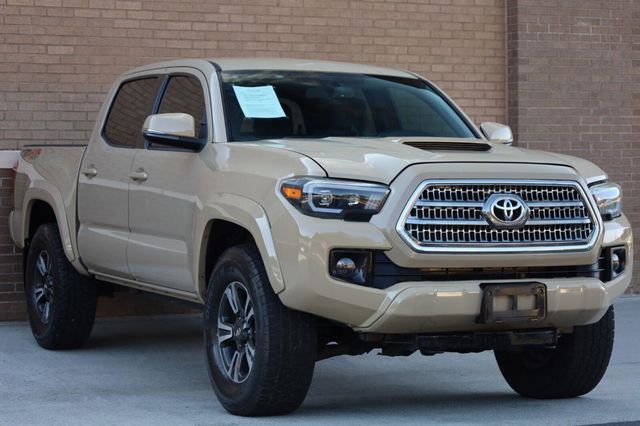 2017 Toyota Tacoma TRD Sport - 23072888 - 6