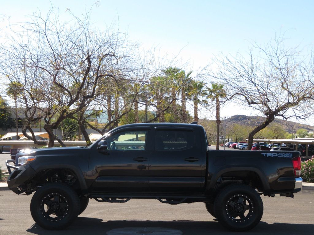 2017 Toyota Tacoma TRD Sport 4x4 Double Cab photo 2