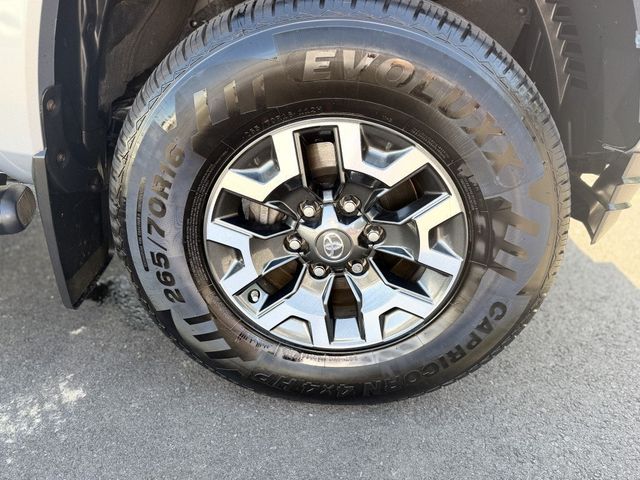 2017 Toyota Tacoma TRD Sport Access Cab 6' Bed V6 4x4 Automatic w/ Tow Pkg - 23079665 - 7