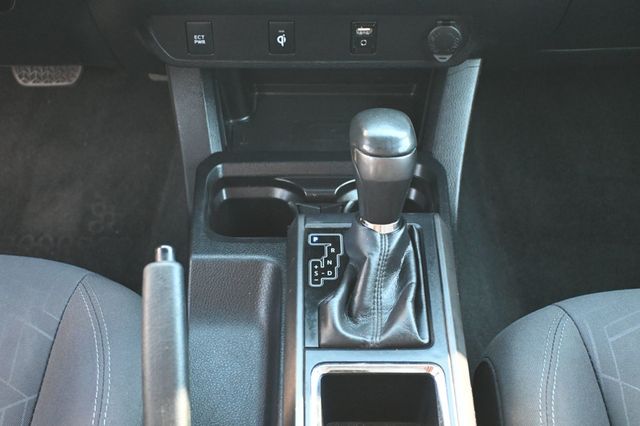 2017 Toyota Tacoma TRD Sport Double Cab 4X4 - 22976186 - 11