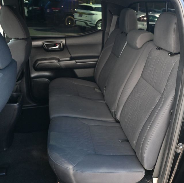 2017 Toyota Tacoma TRD Sport Double Cab 4X4 - 22976186 - 13