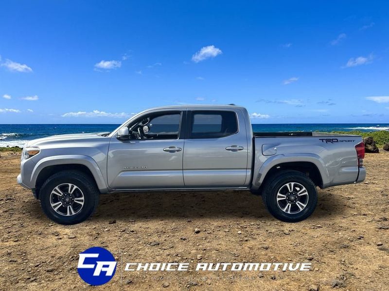 2017 Toyota Tacoma TRD Sport Double Cab 5' Bed V6 4x2 Automatic - 22936311 - 2