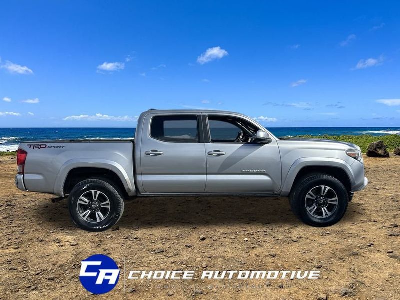 2017 Toyota Tacoma TRD Sport Double Cab 5' Bed V6 4x2 Automatic - 22936311 - 7