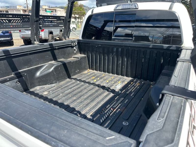 2017 Toyota Tacoma TRD Sport Double Cab 5' Bed V6 4x2 Automatic - 22941553 - 18