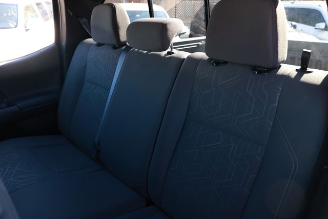 2017 Toyota Tacoma TRD Sport Double Cab 5' Bed V6 4x2 Automatic - 22989318 - 10