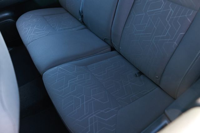 2017 Toyota Tacoma TRD Sport Double Cab 5' Bed V6 4x2 Automatic - 22989318 - 12