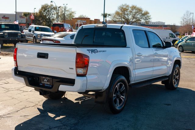 2017 Toyota Tacoma TRD Sport Double Cab 5' Bed V6 4x2 Automatic - 22989318 - 15