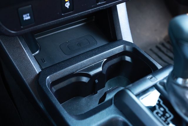 2017 Toyota Tacoma TRD Sport Double Cab 5' Bed V6 4x2 Automatic - 22989318 - 43