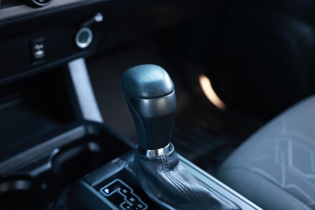 2017 Toyota Tacoma TRD Sport Double Cab 5' Bed V6 4x2 Automatic - 22989318 - 45