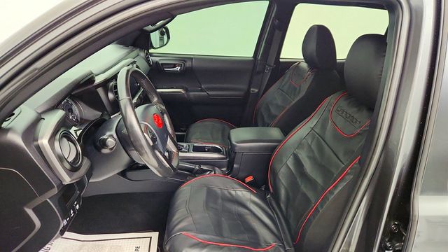 2017 Toyota Tacoma TRD Sport Double Cab 5' Bed V6 4x2 Automatic w/ Premium/Tech Pkg - 23009114 - 18