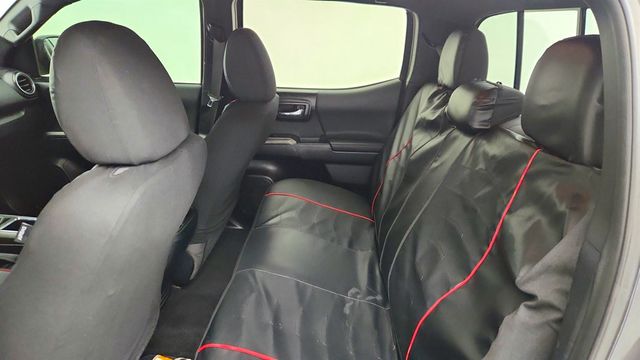 2017 Toyota Tacoma TRD Sport Double Cab 5' Bed V6 4x2 Automatic w/ Premium/Tech Pkg - 23009114 - 19