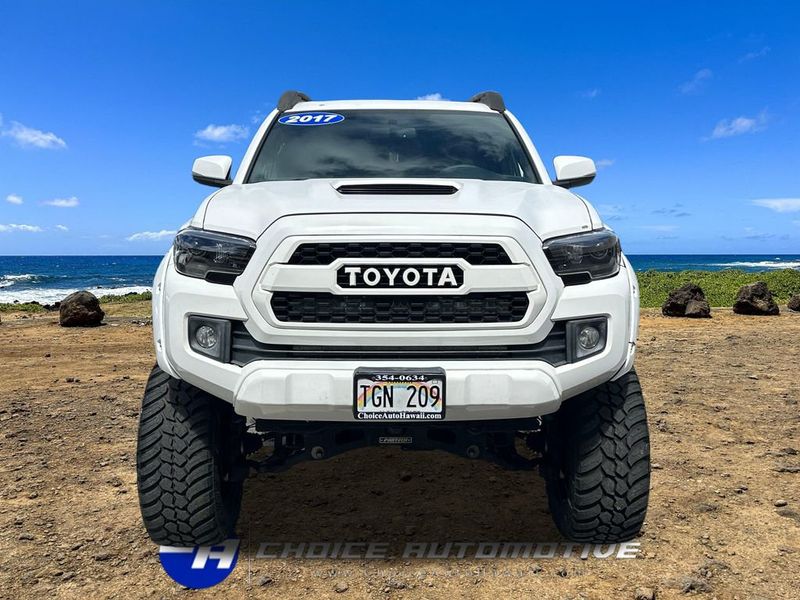 2017 Toyota Tacoma TRD Sport Double Cab 5' Bed V6 4x4 Automatic - 23047268 - 9