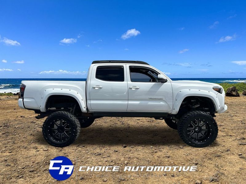 2017 Toyota Tacoma TRD Sport Double Cab 5' Bed V6 4x4 Automatic - 23047268 - 7