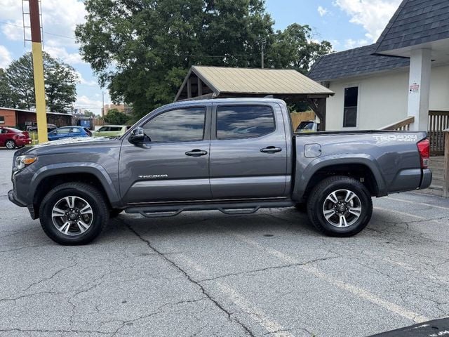2017 Toyota Tacoma TRD Sport Double Cab 5' Bed V6 4x4 Automatic - 23050920 - 1