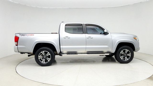 2017 Toyota Tacoma TRD Sport Double Cab 5' Bed V6 4x4 Automatic w/ Premium/Tech Pkg - 22951442 - 3