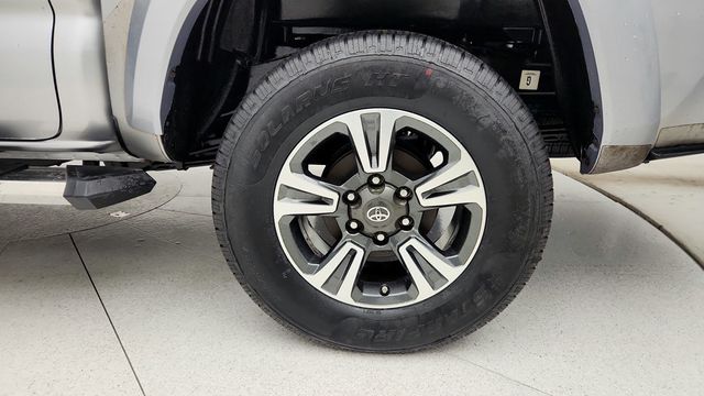 2017 Toyota Tacoma TRD Sport Double Cab 5' Bed V6 4x4 Automatic w/ Premium/Tech Pkg - 22951442 - 8