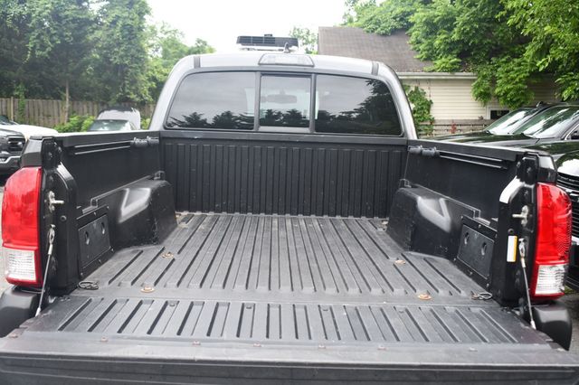 2017 Toyota Tacoma TRD Sport Double Cab 6' Bed V6 4x4 Automatic - 22866885 - 9