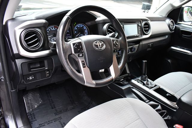 2017 Toyota Tacoma TRD Sport Double Cab 6' Bed V6 4x4 Automatic - 22866885 - 20
