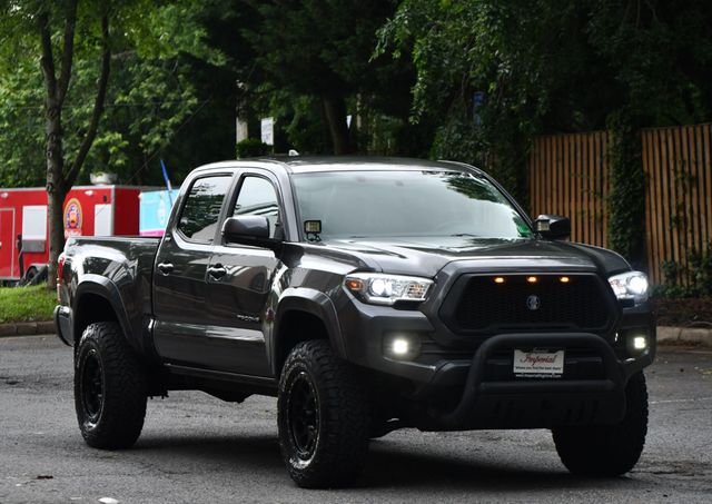 2017 Toyota Tacoma TRD Sport Double Cab 6' Bed V6 4x4 Automatic - 22866885 - 2