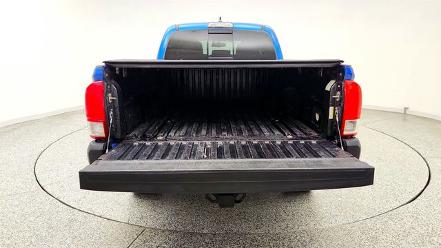 2017 Toyota Tacoma TRD Sport Double Cab 6' Bed V6 4x4 Automatic w/ Tow Package - 23060801 - 19