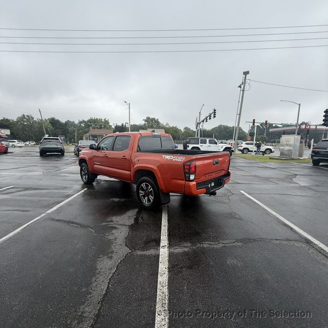 2017 Toyota Tacoma TRD SPORT V6 4X4 DOUBLE CAB & CLASS IV V6 TOW PACKAGE - 23064789 - 9
