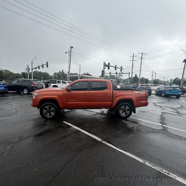 2017 Toyota Tacoma TRD SPORT V6 4X4 DOUBLE CAB & CLASS IV V6 TOW PACKAGE - 23064789 - 7