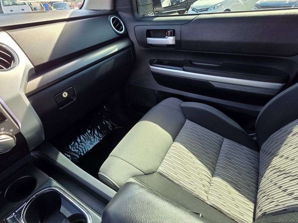 2017 Toyota Tundra  - 22941286 - 38