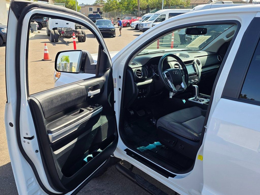 2017 Toyota Tundra  - 22941286 - 44