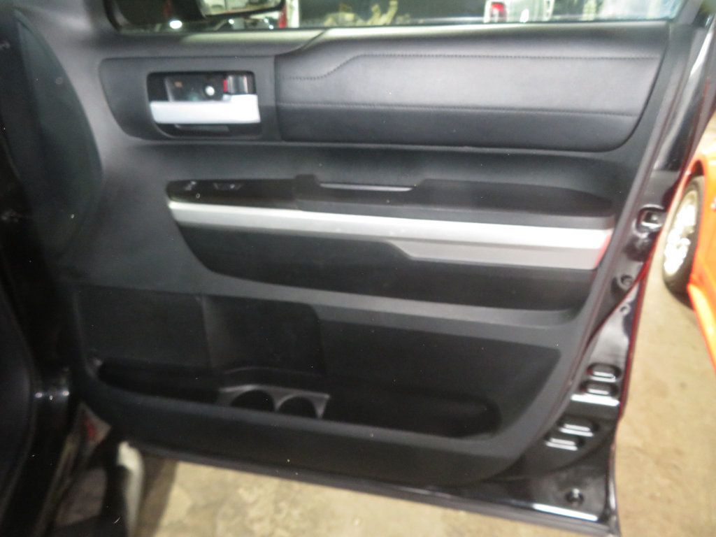 2017 Toyota Tundra 1OWNER 37 SERVICE RECORDS LIMITED CREWMAX TRD 4X4 EXTRA CLEAN - 23085433 - 31
