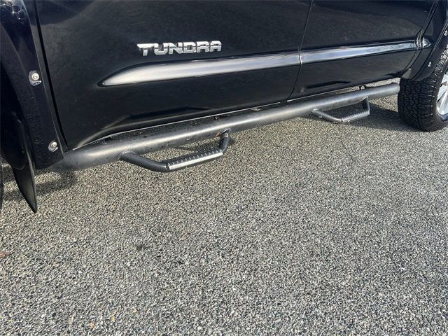 2017 Toyota Tundra 2WD Limited CrewMax 5.5' Bed 5.7L FFV - 22963776 - 9