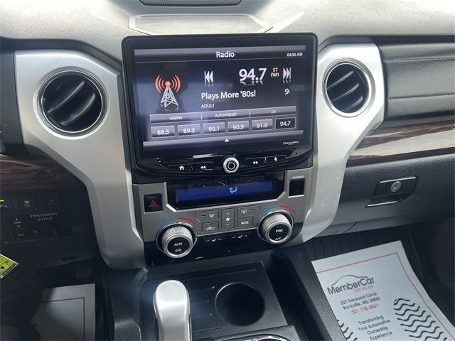 2017 Toyota Tundra 2WD Limited CrewMax 5.5' Bed 5.7L FFV - 22963776 - 27