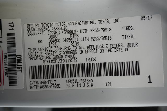 2017 Toyota Tundra 2WD SR5 CrewMax 5.5' Bed 4.6L - 22944355 - 28