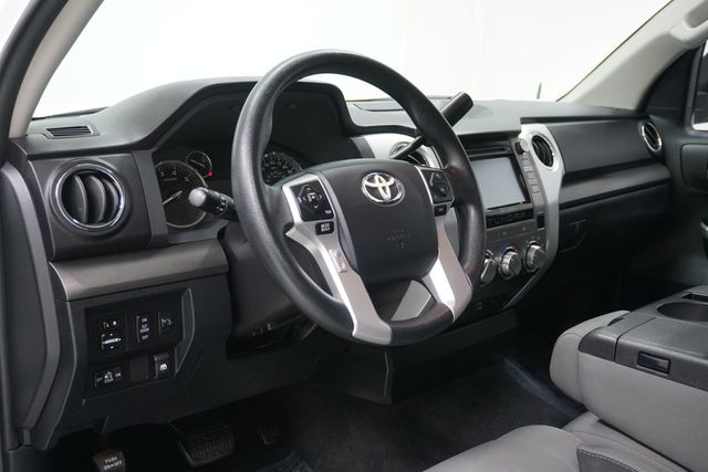 2017 Toyota Tundra 2WD SR5 CrewMax 5.5' Bed 4.6L - 22944355 - 6