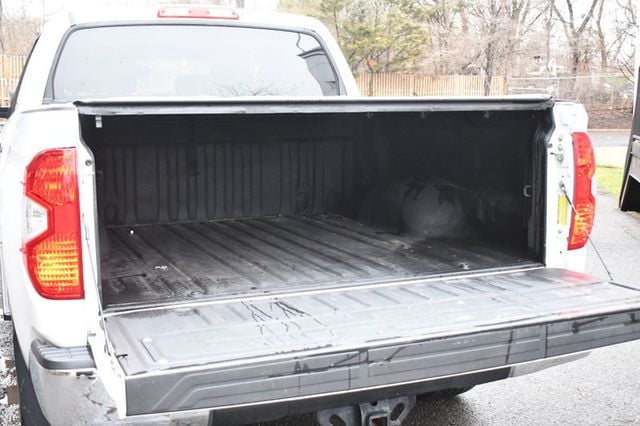2017 Toyota Tundra 2WD SR5 CrewMax 5.5' Bed 5.7L FFV - 22986864 - 9