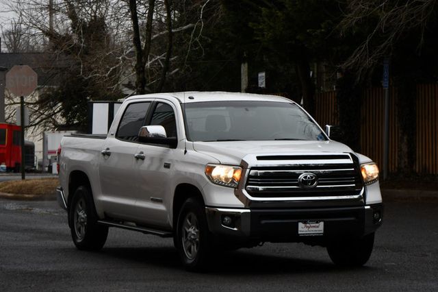 2017 Toyota Tundra 2WD SR5 CrewMax 5.5' Bed 5.7L FFV - 22986864 - 14