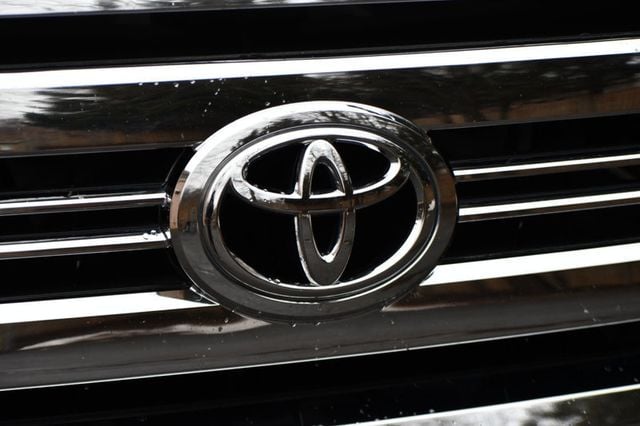 2017 Toyota Tundra 2WD SR5 CrewMax 5.5' Bed 5.7L FFV - 22986864 - 15