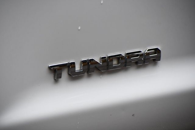 2017 Toyota Tundra 2WD SR5 CrewMax 5.5' Bed 5.7L FFV - 22986864 - 16