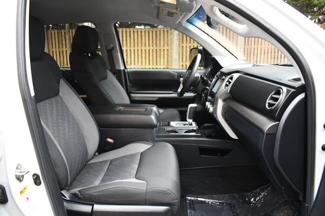 2017 Toyota Tundra 2WD SR5 CrewMax 5.5' Bed 5.7L FFV - 22986864 - 28