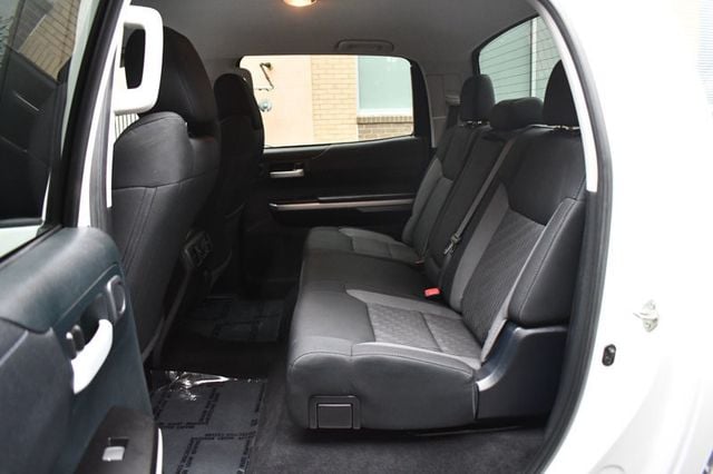 2017 Toyota Tundra 2WD SR5 CrewMax 5.5' Bed 5.7L FFV - 22986864 - 36