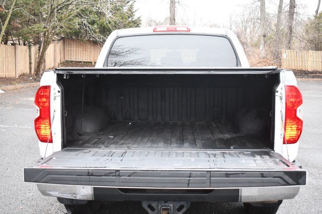 2017 Toyota Tundra 2WD SR5 CrewMax 5.5' Bed 5.7L FFV - 22986864 - 8