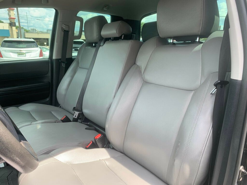 2017 Toyota Tundra SR Double Cab photo 3
