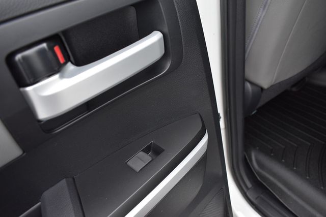 2017 Toyota Tundra 4WD Limited Double Cab 6.5' Bed 5.7L - 23002151 - 32